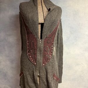 NWOT buckle boutique sweater